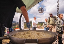 Доживи ритам лета на златиброској Голд гондоли
