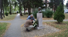 Полагање венца