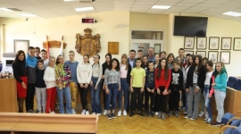 Представници ученичких парламената у посети Скупштини општине Чајетина
