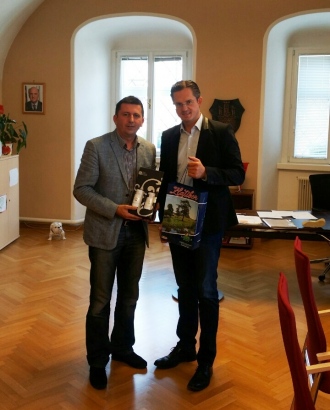 Direktor TOZ-a i gradnacelnik Klostenburga