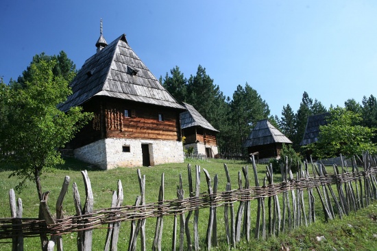 Sirogojno